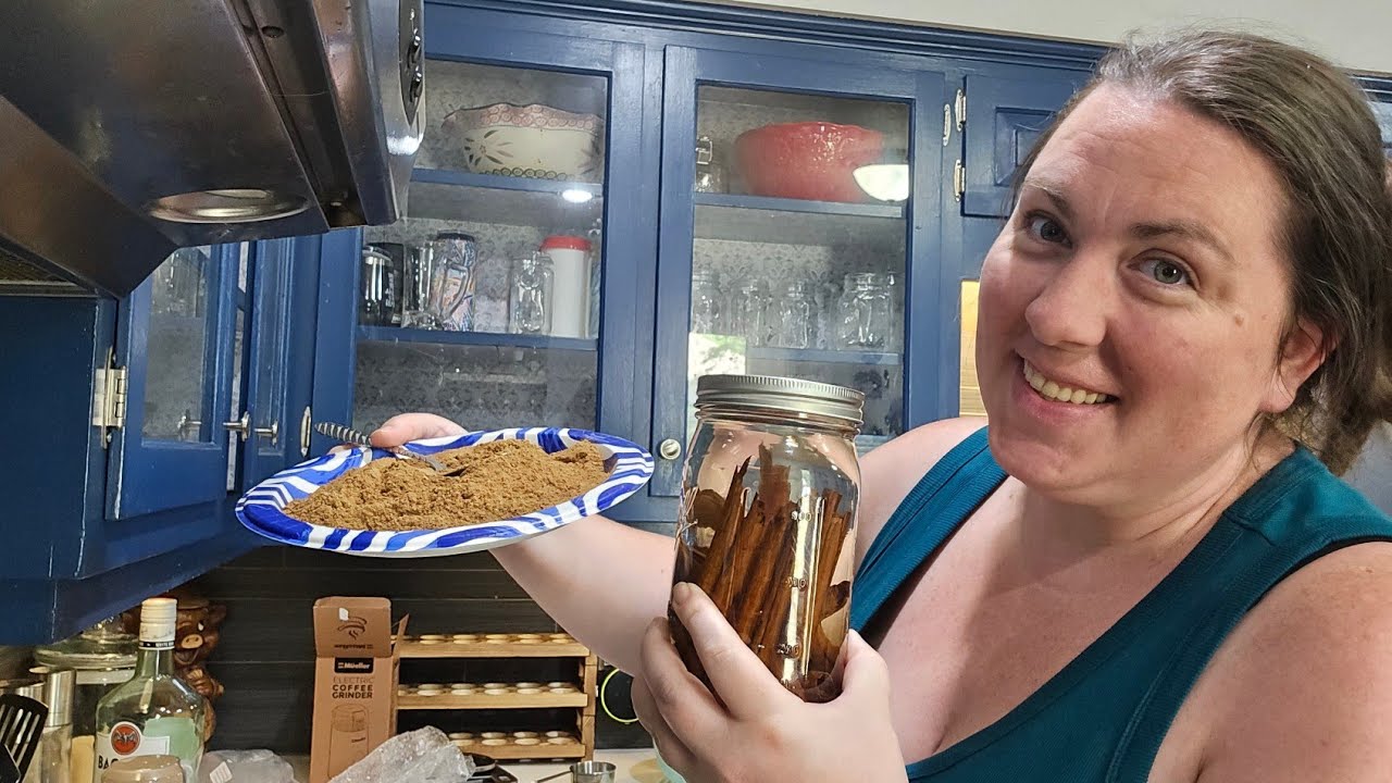 HOW TO MAKE CINNAMON EXTRACT AND CINNAMON POWDER FROM CINNAMON STICKS