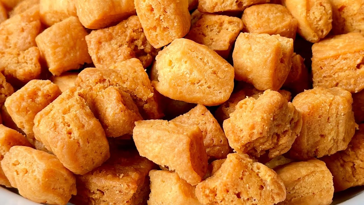 CHIN CHIN RECIPE |how to make soft and crunchy chin chin | UGANDAN DADDIES