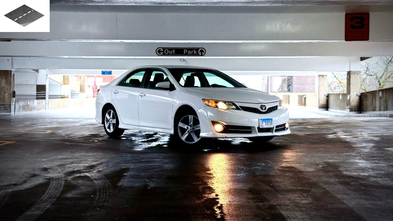 Всё ещё победитель: Toyota Camry SE 2014 года спустя 10 лет