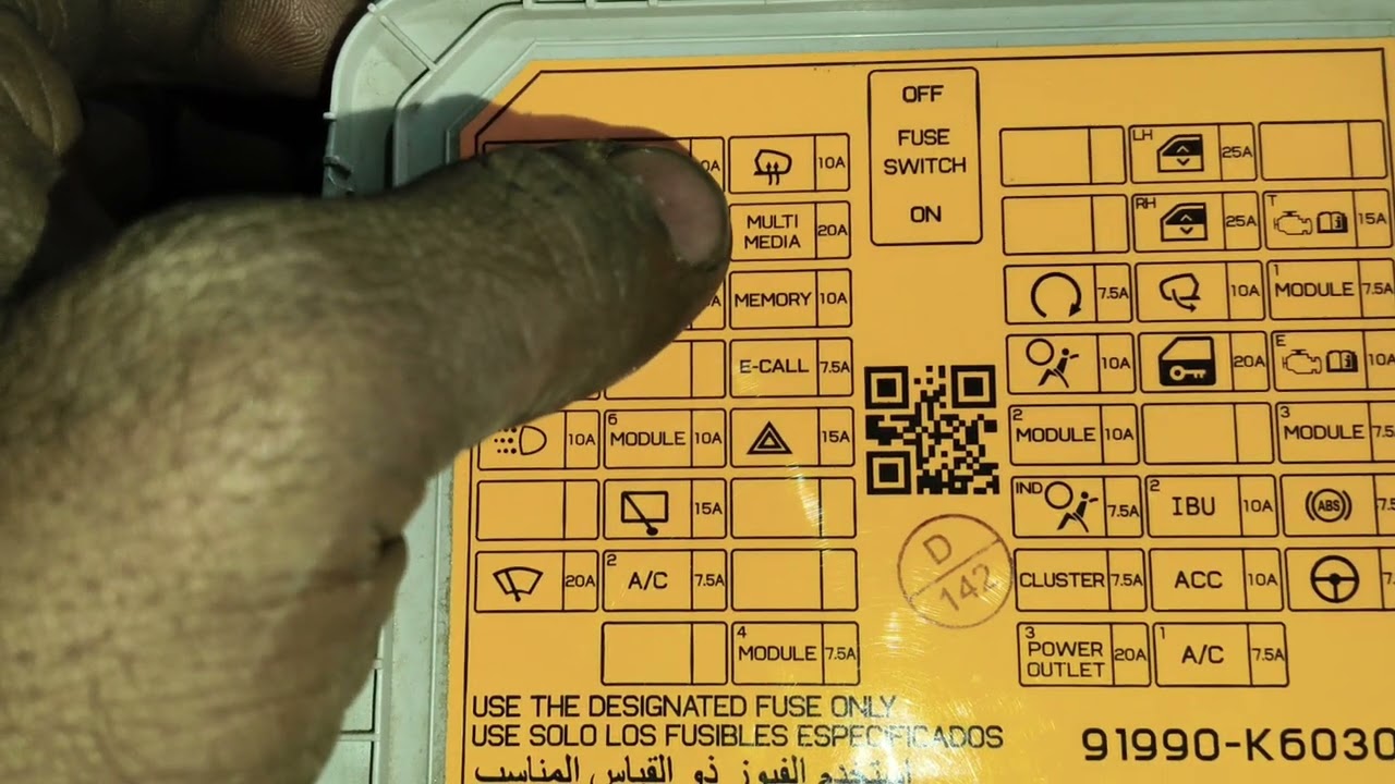 "Hyundai Aura Fuse Box Explained: Kaun Sa Fuse Kya Kaam Karta Hai? 🛠️🔌| Complete Guide!"