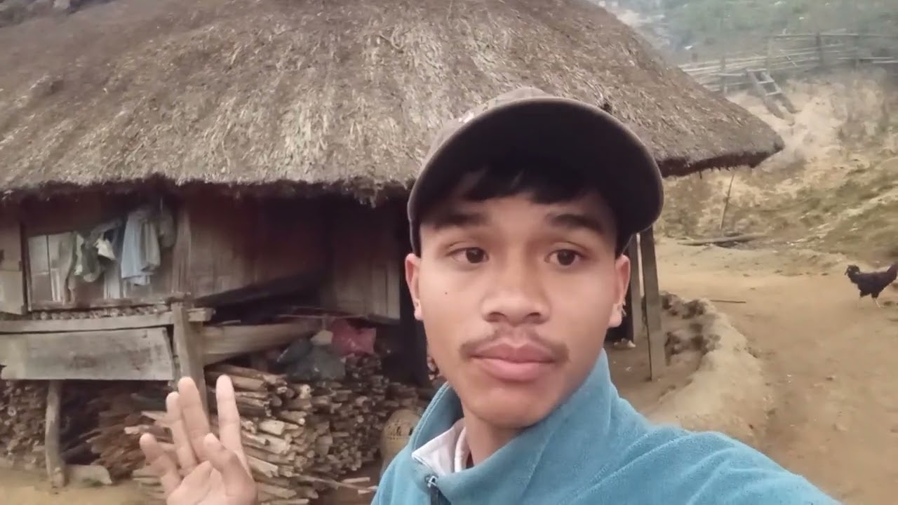 หมู่บ้านปะเลใช้เวลาในการเดินทางรอดหมู่บ้านนี้200กิโล🏃💪