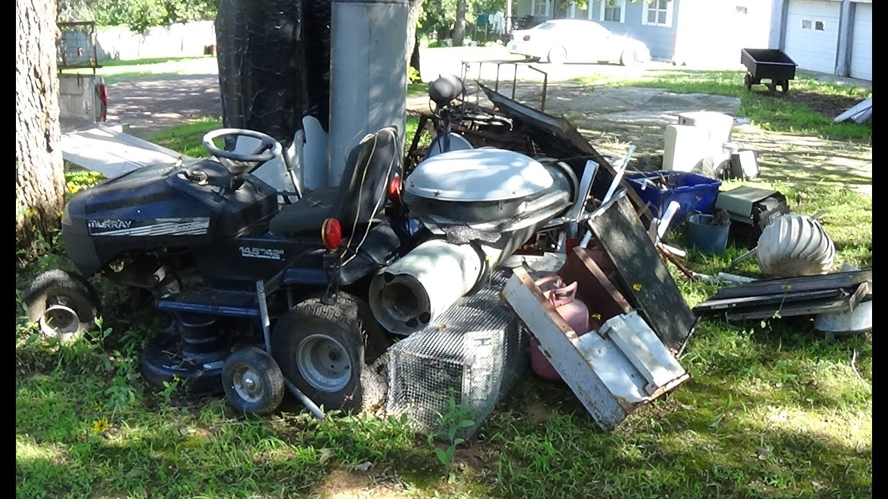 Big Load of Scrap Metal on the Little Truck