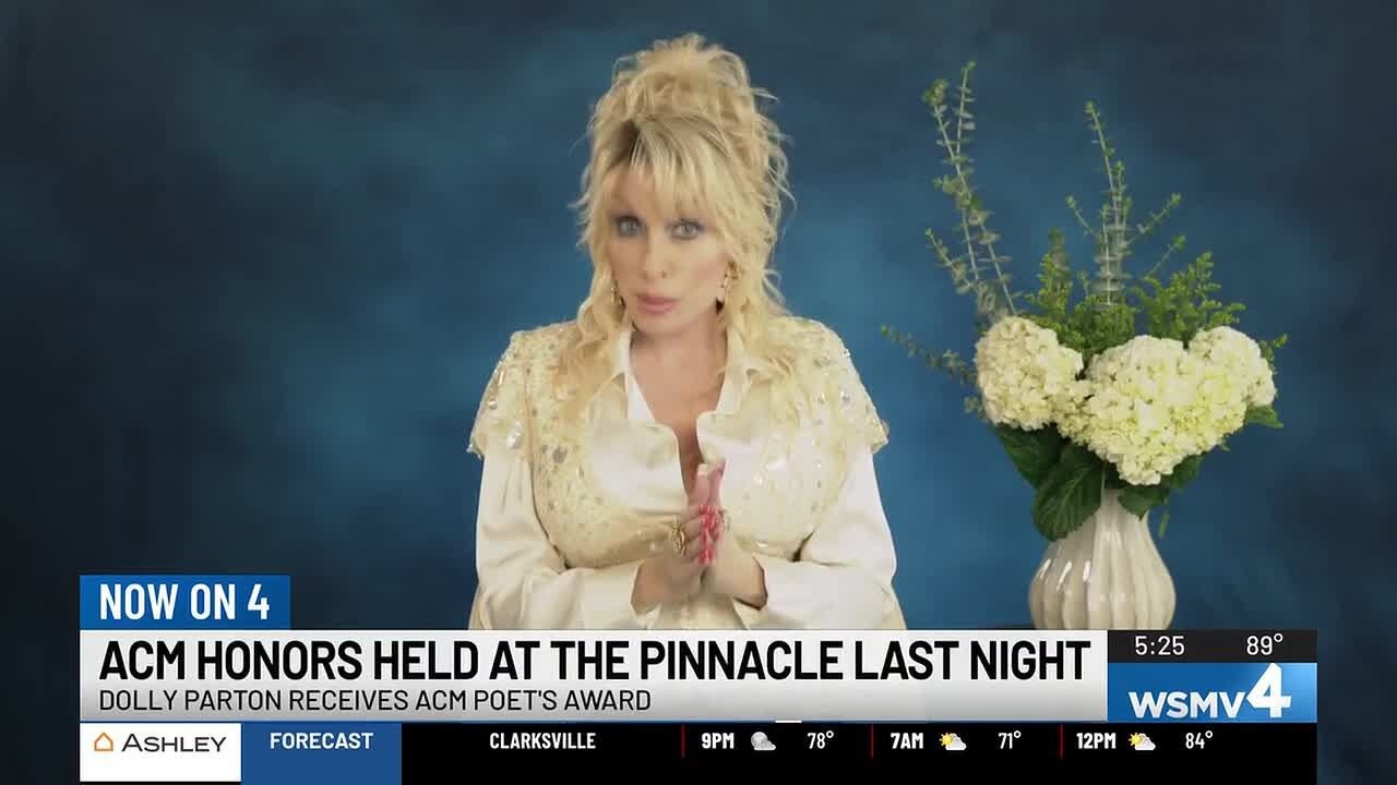 Dolly Parton получила награду ACM Poet&rsquo;s Award от Академии кантри-музыки
