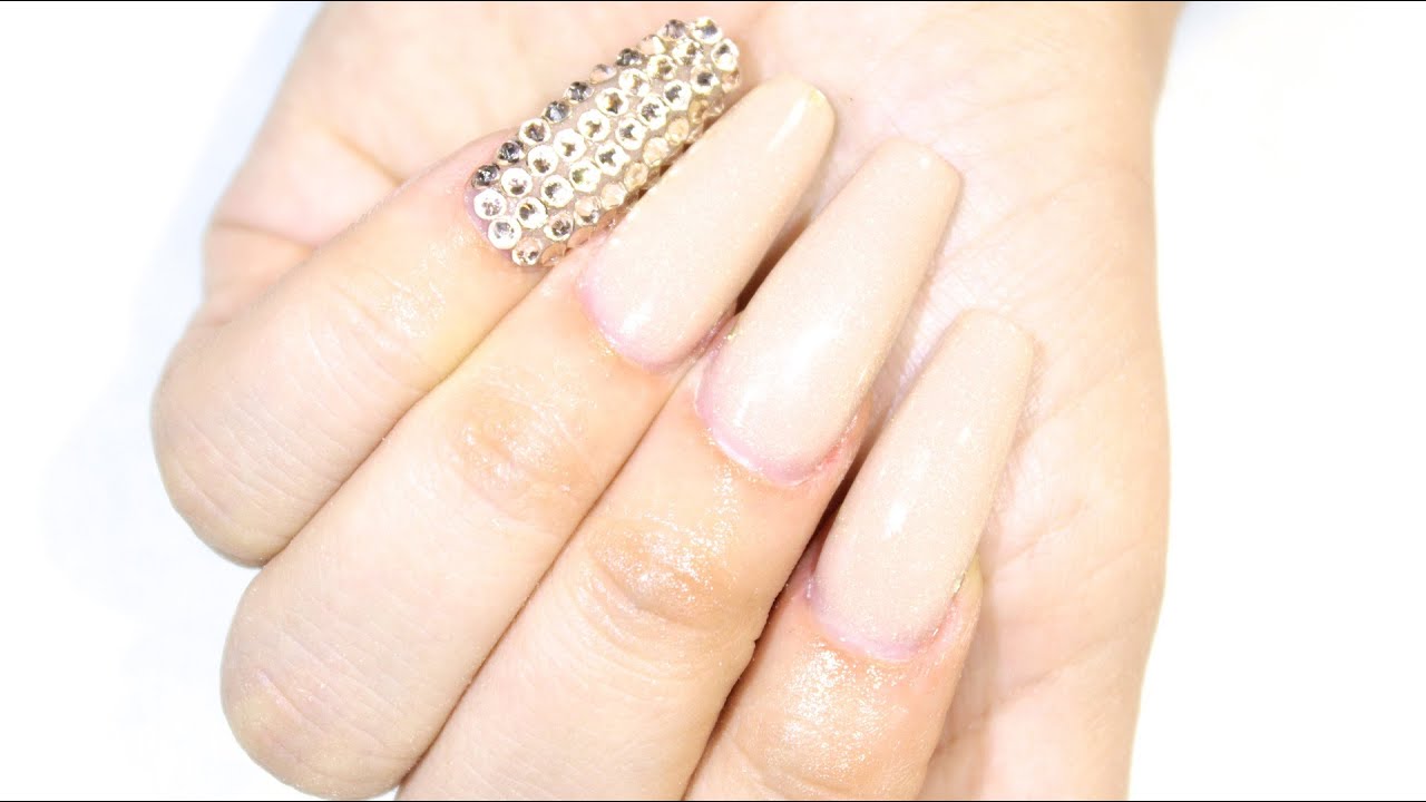 HOW TO: Gold Bottom Nails ♥