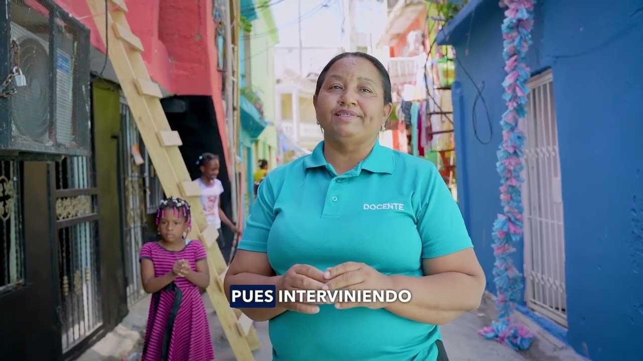 Supervisión de los trabajos  en los barrios Enriquillo e Induveca cercanos a la Línea 2-C de SDO