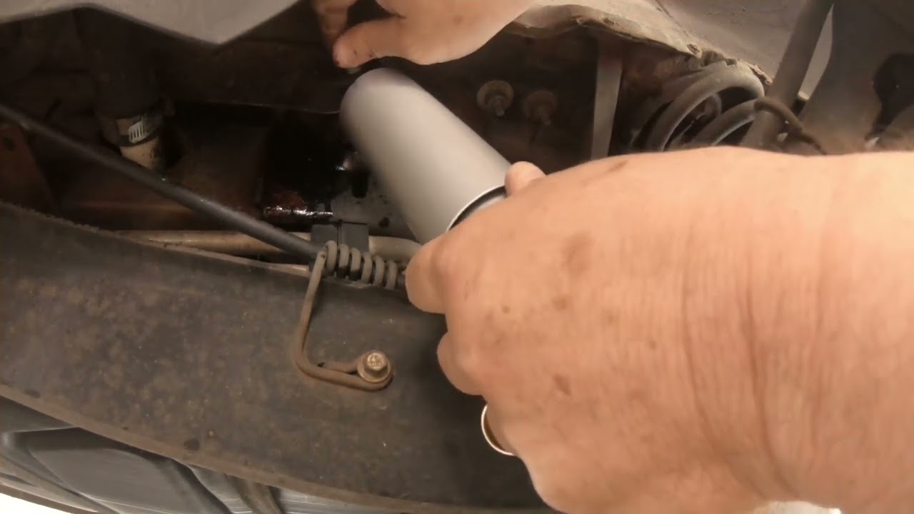 Replace rear shock on ford Freestar and Winstar minivans-05-19 12:47:50