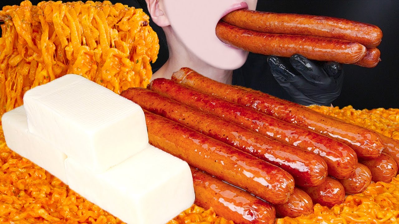ASMR SAUSAGE CHEESE CHEESY CARBO FIRE NOODLES NUCLEAR FIRE SAUCE COOKING MUKBANG 먹방咀嚼音 EATING SOUNDS