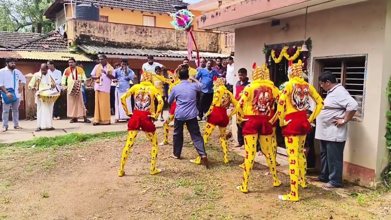 ಕುಂದಾಪ್ರ ಲಿಂಗು ಮನೆ ಗರಡಿ huli vesha