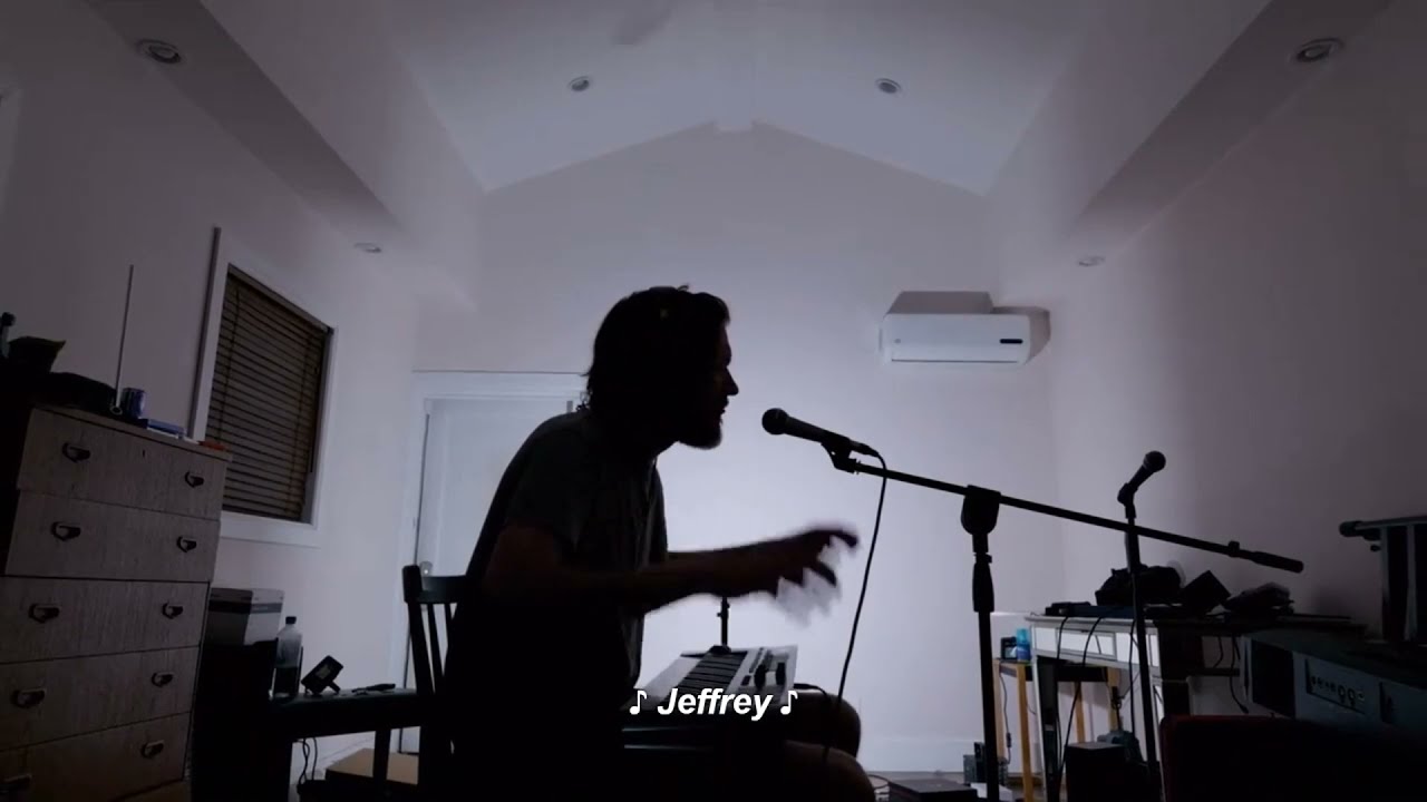 Jeff Bezos song loops for 10 min