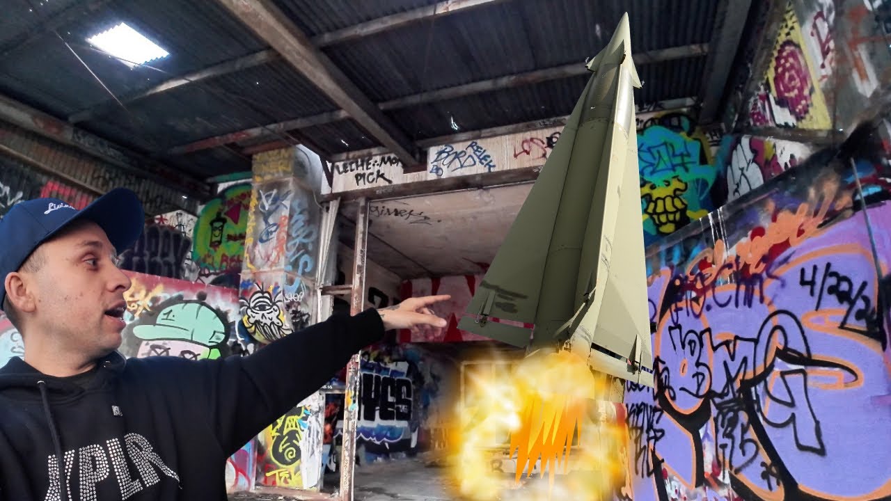 Abandoned ROCKET PLANT Surprise Coyote Encounter! Mentone California