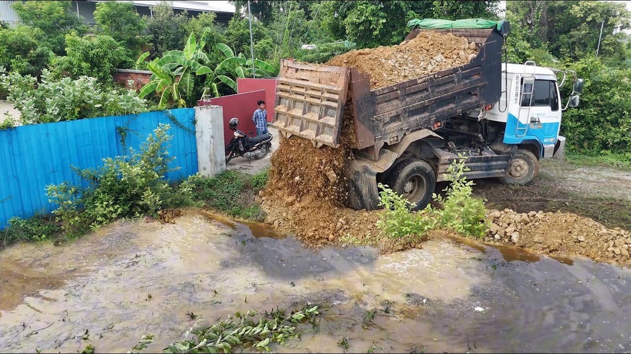 SO Nicely Job Starting A Projrct!DumpTruck Fillland, Flood Area,Bulldozer D20P Pushing Soill Perfect
