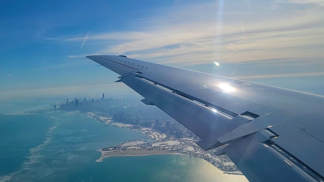 Chicago O'Hare Runway 27R landing time-lapse - Denver Air Connection