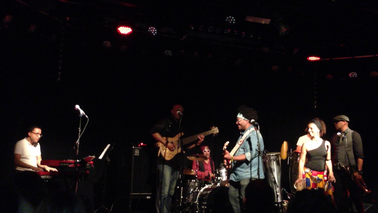 Bailalo Mulata Lariba featuring Dany Labana