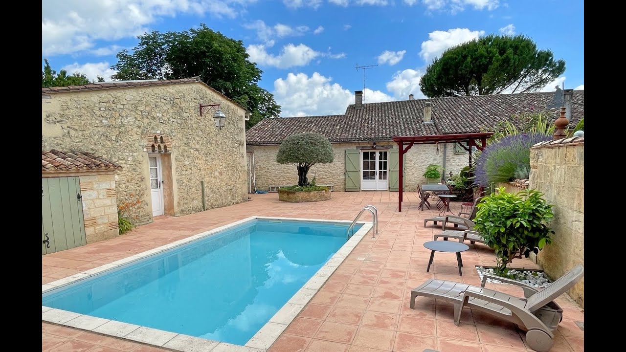 Beautifully renovated french farmhouse for sale in south-west France