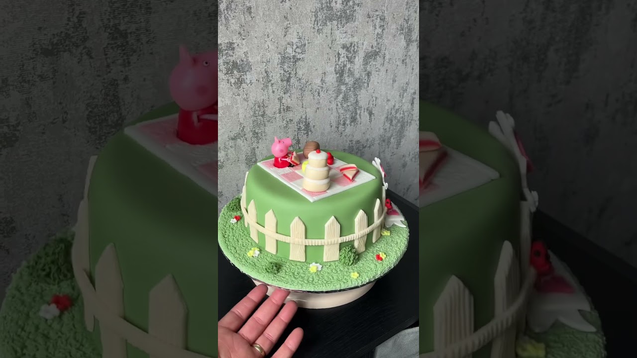 Peppa Pig Picnic Cake (The Amateur Baker)