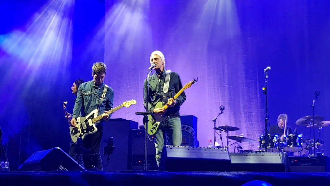 Noel Gallagher's HFB & Paul Weller - Town Called Malice - The Downs Bristol 01/09/2018