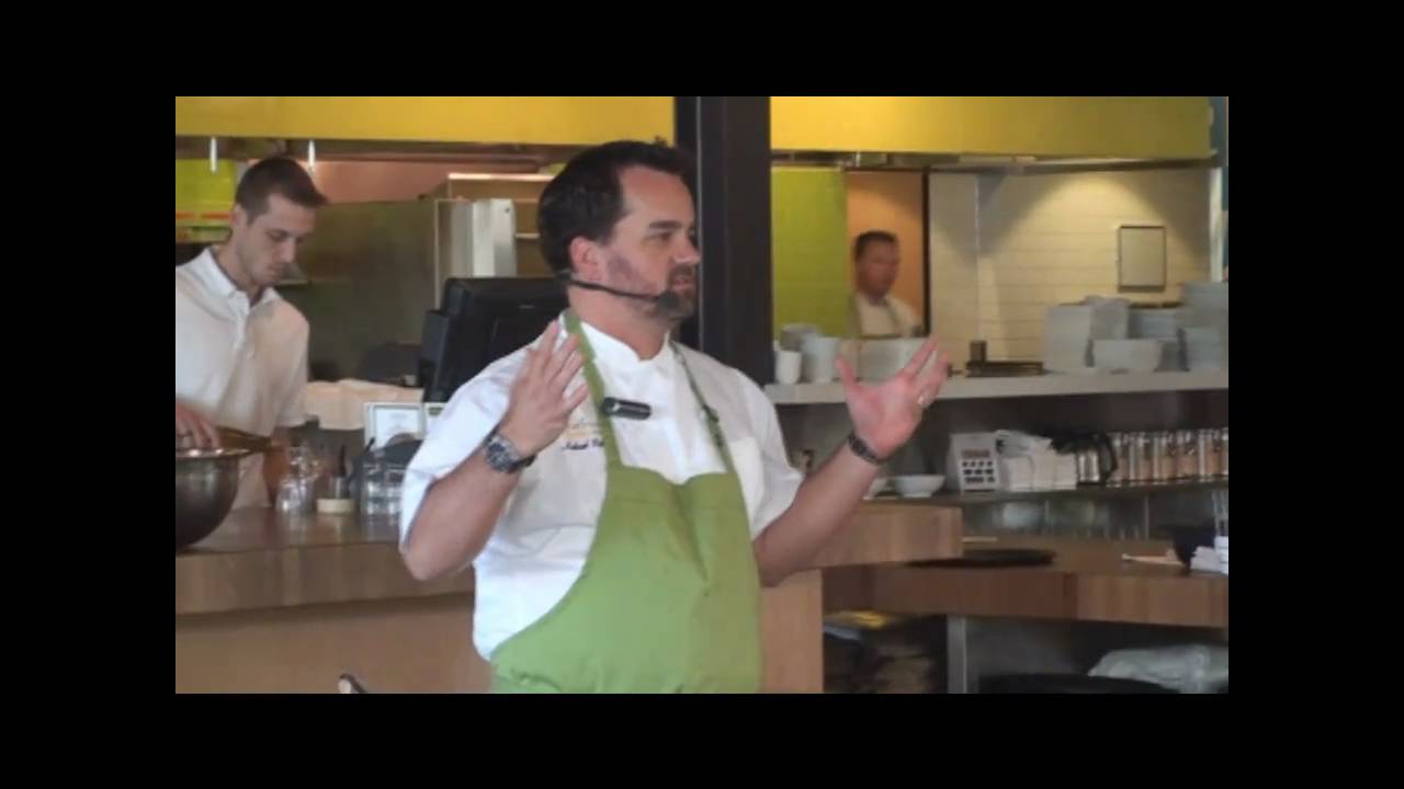 True Food Kitchen vs. Other Restaurants | Andrew Weil, M.D.