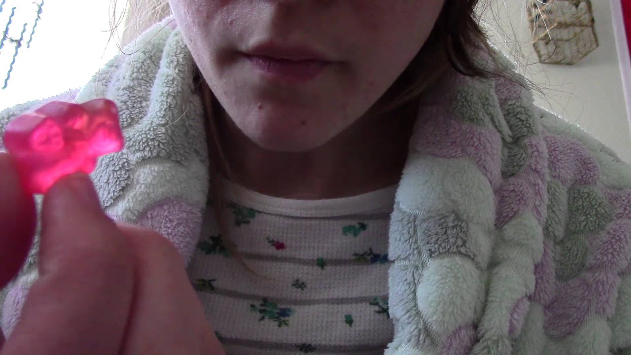 Eating ASMR: Upclose Gummy Bears