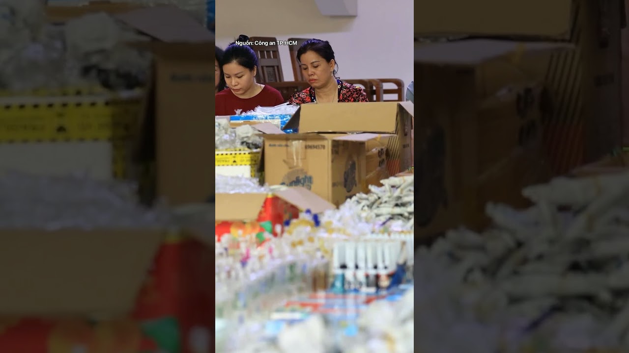 Triệt ph&aacute; đường d&acirc;y sản xuất 100.000 dụng cụ sử dụng mai th&uacute;y từ 10 chiếc nỏ thủy tinh #DOZN