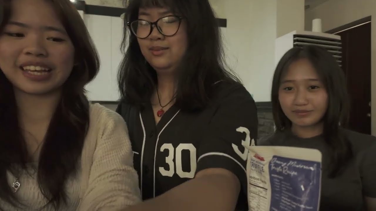 What happens when friends cook together... they get cooked. (Cooking vlog w my besties!)