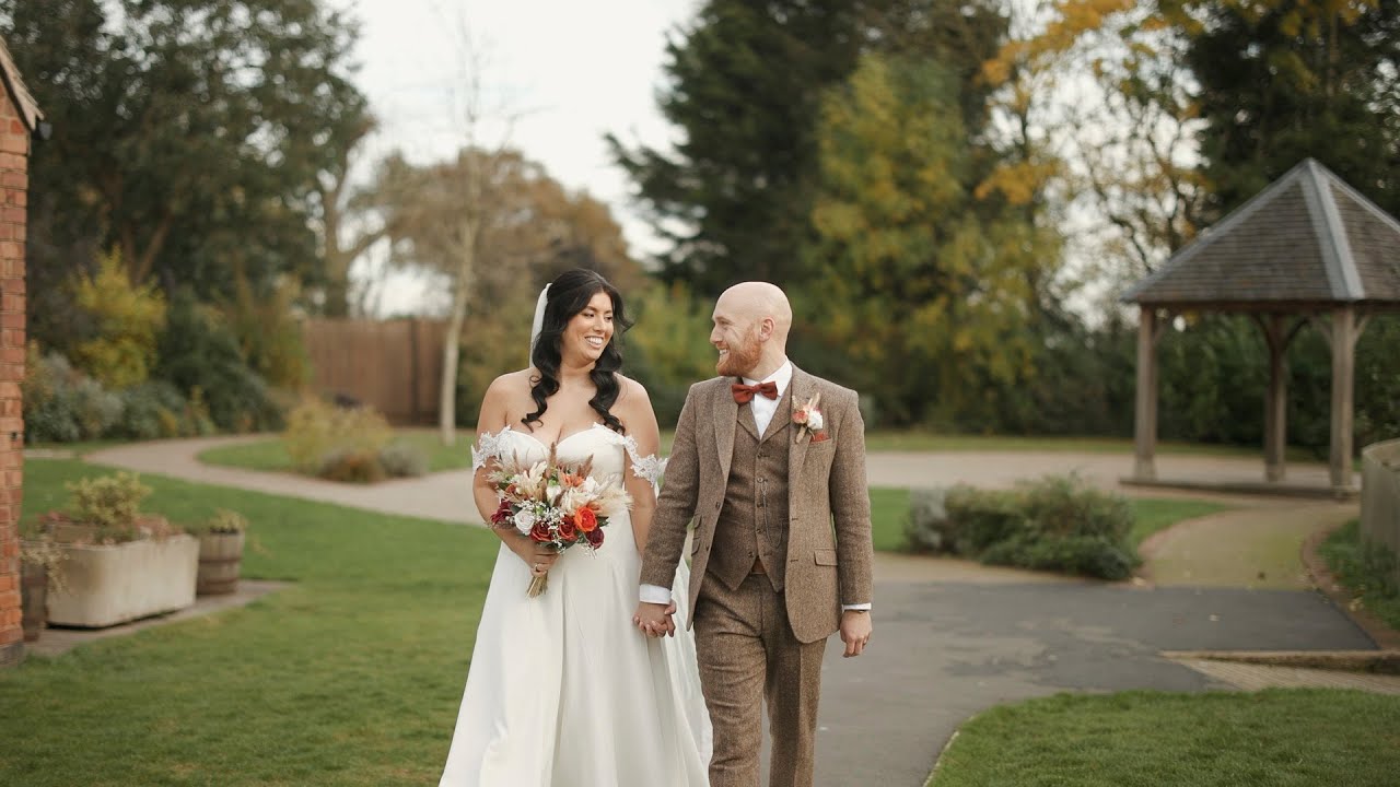 Ellie & Oliver | Hanbury Barns, Staffordshire wedding