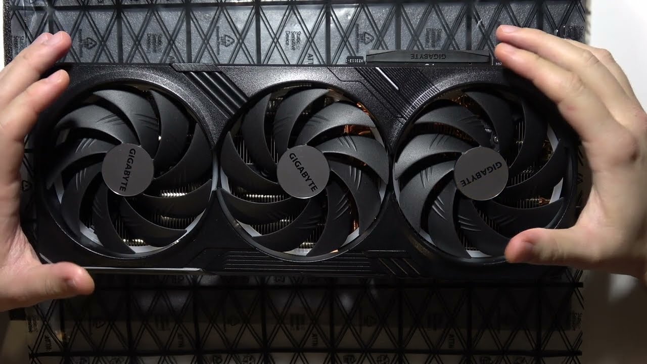 Gigabyte GeForce RTX 4080 SUPER: How to Switch Bios OC & Silent?