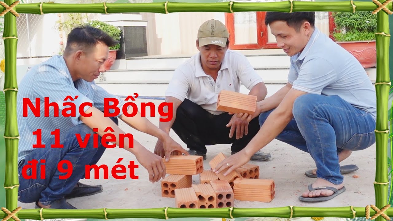 Làm sao để dùng một tay nhấc bổng 11 viên gạch và đi được 9 mét, đố vui xếp nâng gạch tết 2021