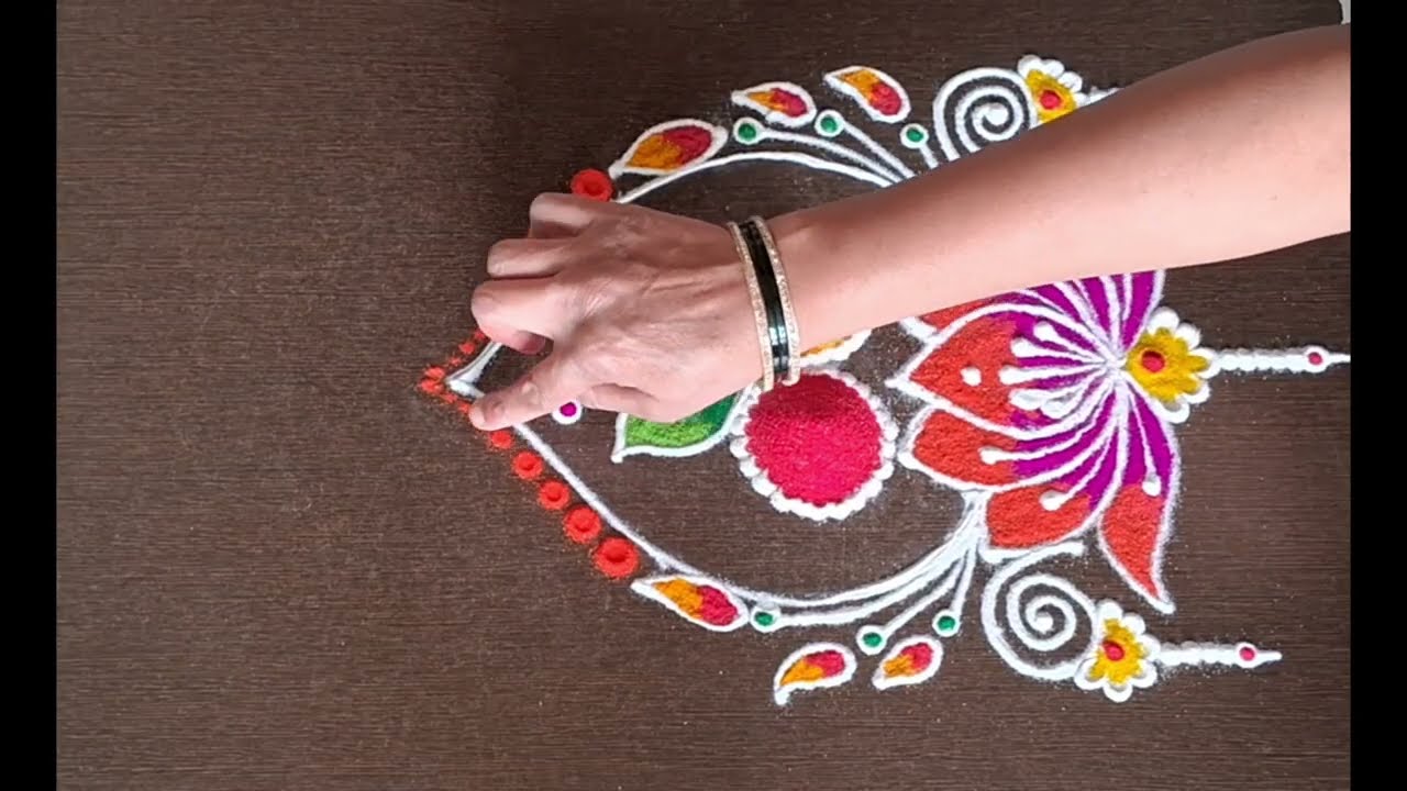 हळदी कुंकू साठी रांगोळी