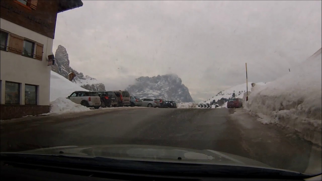 [Corvara-Selva d.Gardena/Wolkenstein] SS243 - &Uuml;bers Gr&ouml;dner Joch (Passo Gardena) im Winter