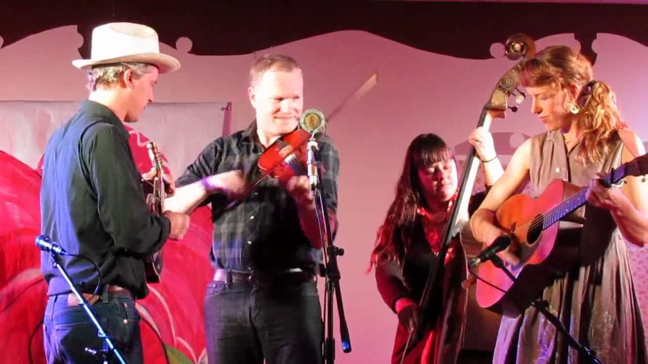 Foghorn Stringband - 21 March 2014 - Reuben's Train