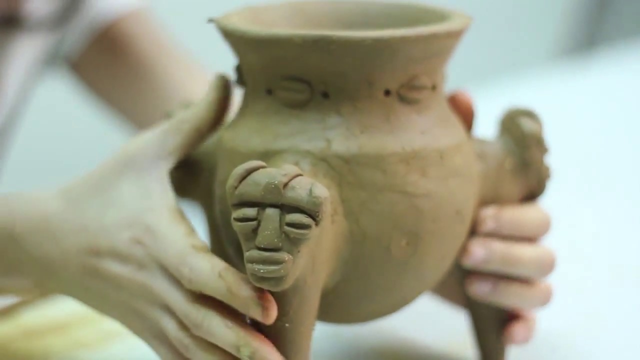 Técnicas cerámicas: ¿CÓMO HACER un jarrón trípode con arcilla?