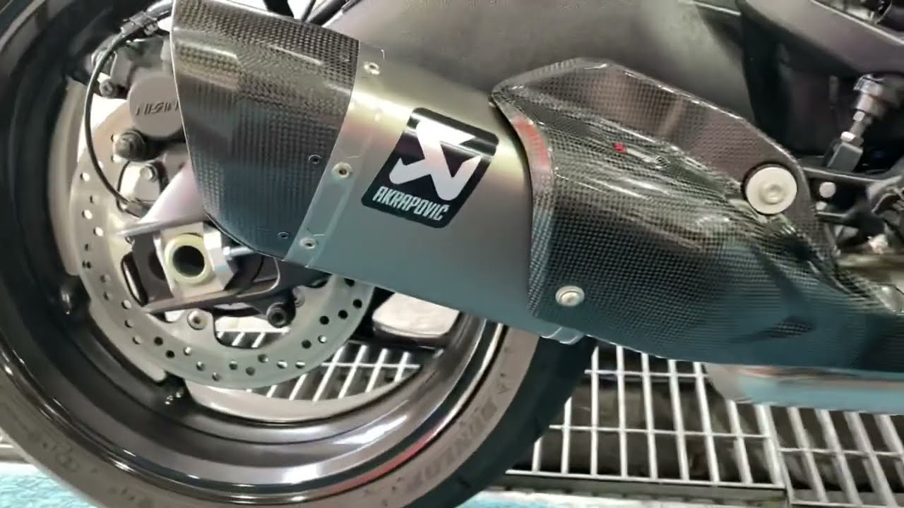 22年モデルGSX S1000 マフラー音比較