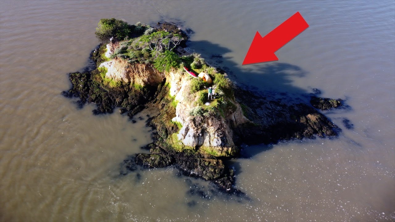 Кемпинг на крошечном острове Джаггед