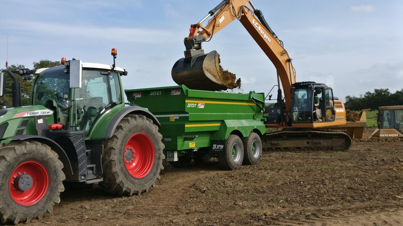 New 20 tonne JPM dump trailer - Fendt 720