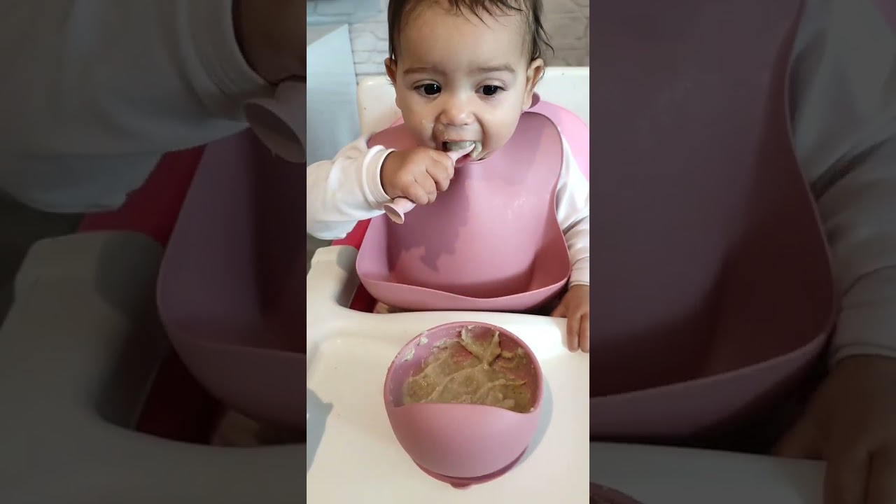 وقتاش بديتو تعلمو صغاركم ياكلو وحدهم؟؟