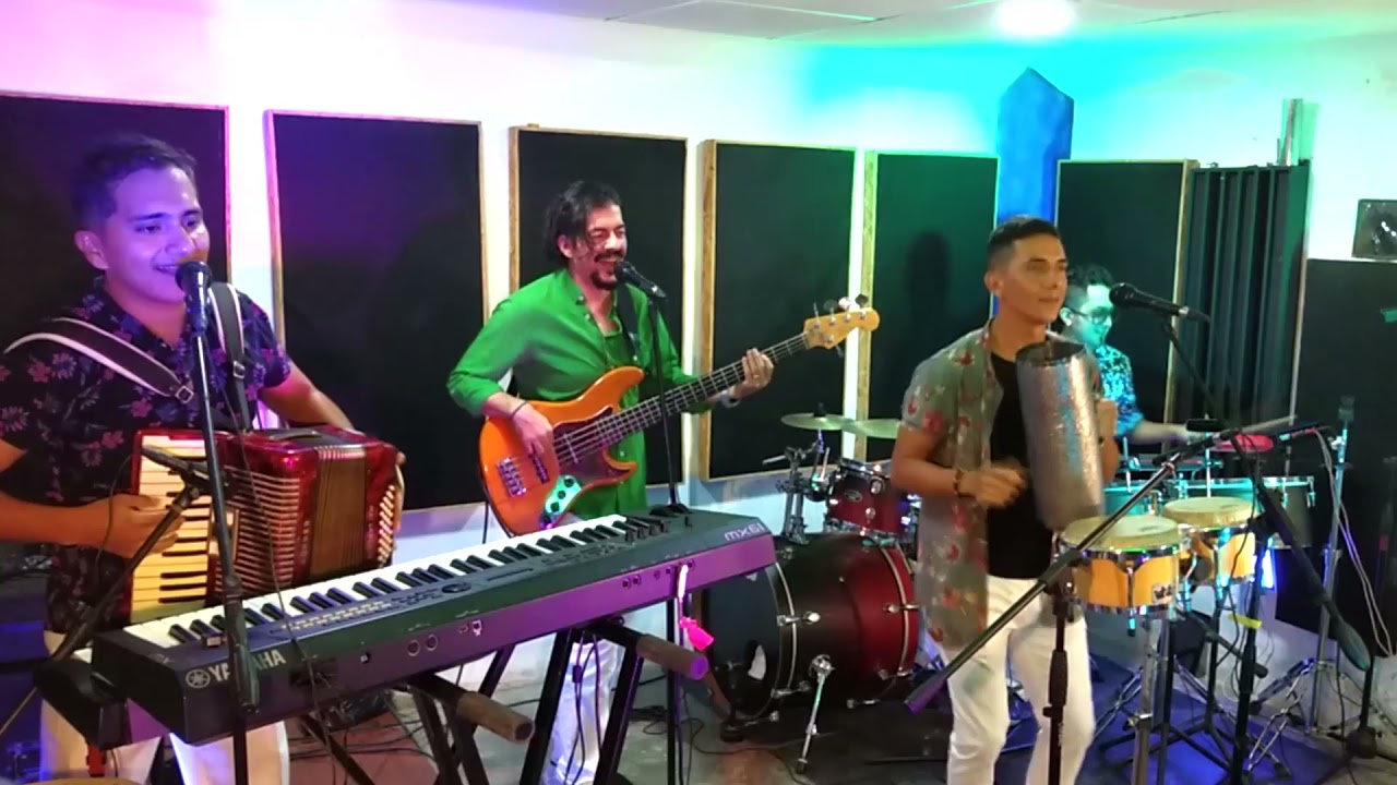 Lat&iacute;n Quartet Party Dkfe Light Live-cuarteto fiesta latina Dkfe Light en vivo