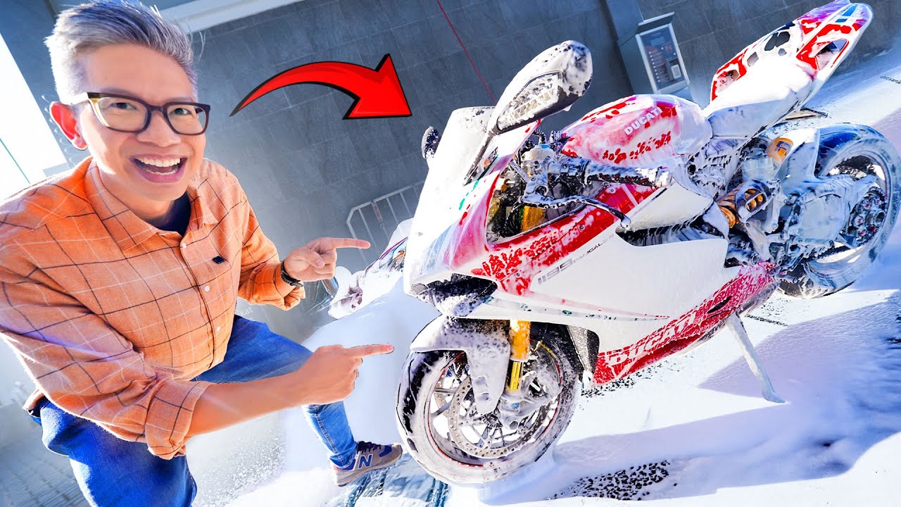 KE TEMPAT CUCI MOTOR MALAH NYUCI SENDIRI!!