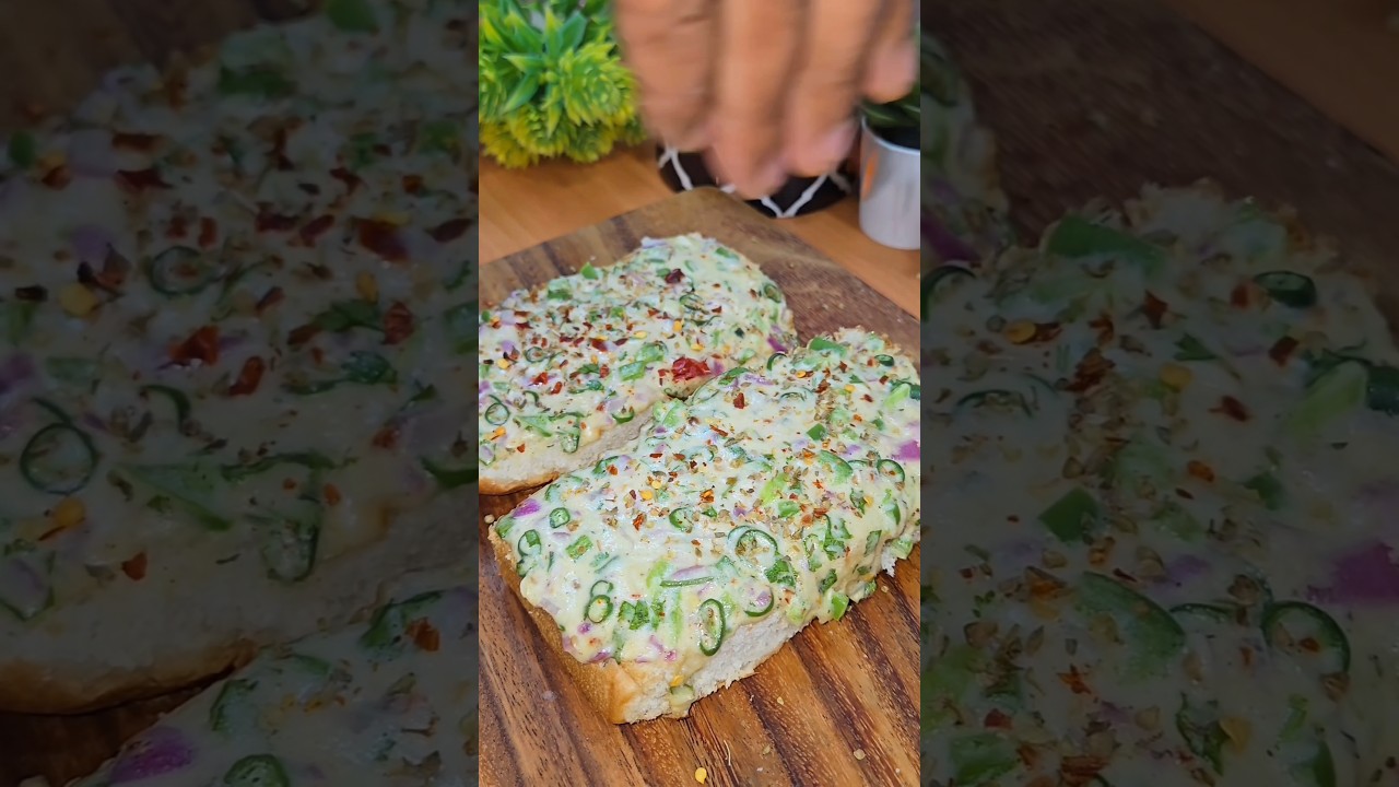Chilli cheese toast recipe #toast #breadcheesepizza