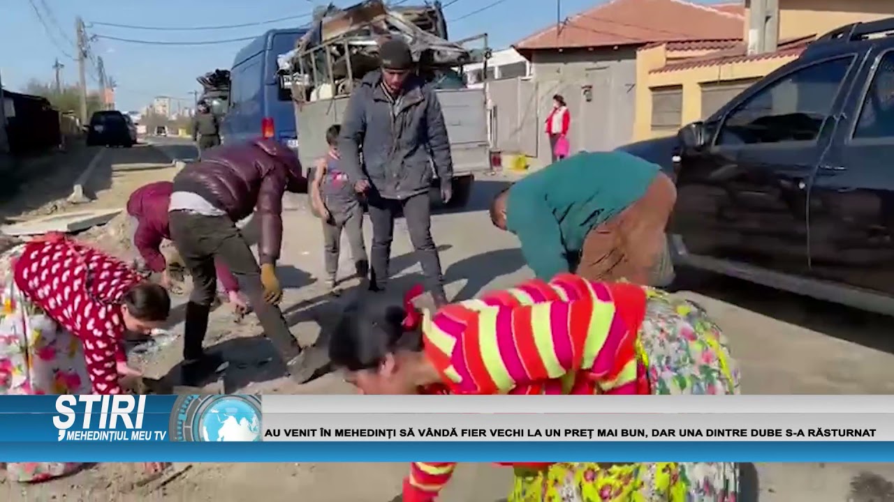 AU VENIT &Icirc;N MEHEDINȚI SĂ V&Acirc;NDĂ FIER VECHI LA UN PREȚ MAI BUN, DAR UNA DINTRE DUBE S-A RĂSTURNAT