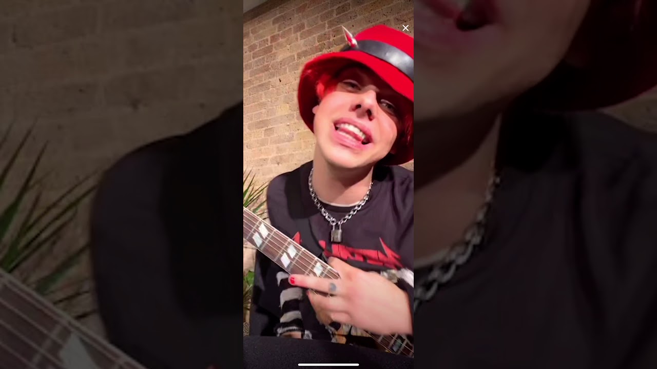 YUNGBLUD — TikTok Live (21 October 2020)