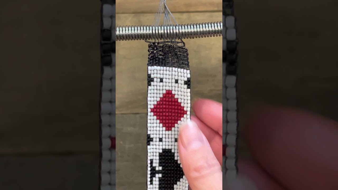 How to fix missed rows while beading a hatband