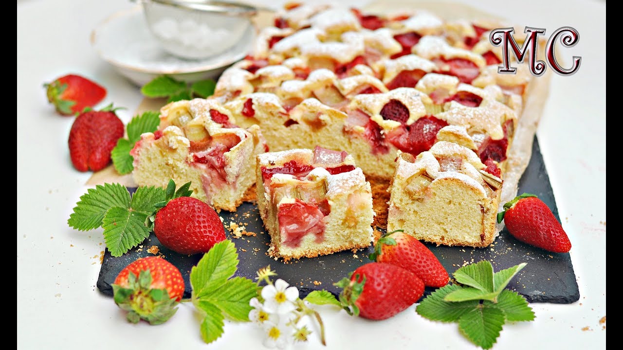 PROSTE, SZYBKIE Ciasto z Truskawkami i Rabarbarem – PRZEPIS – Mała Cukierenka