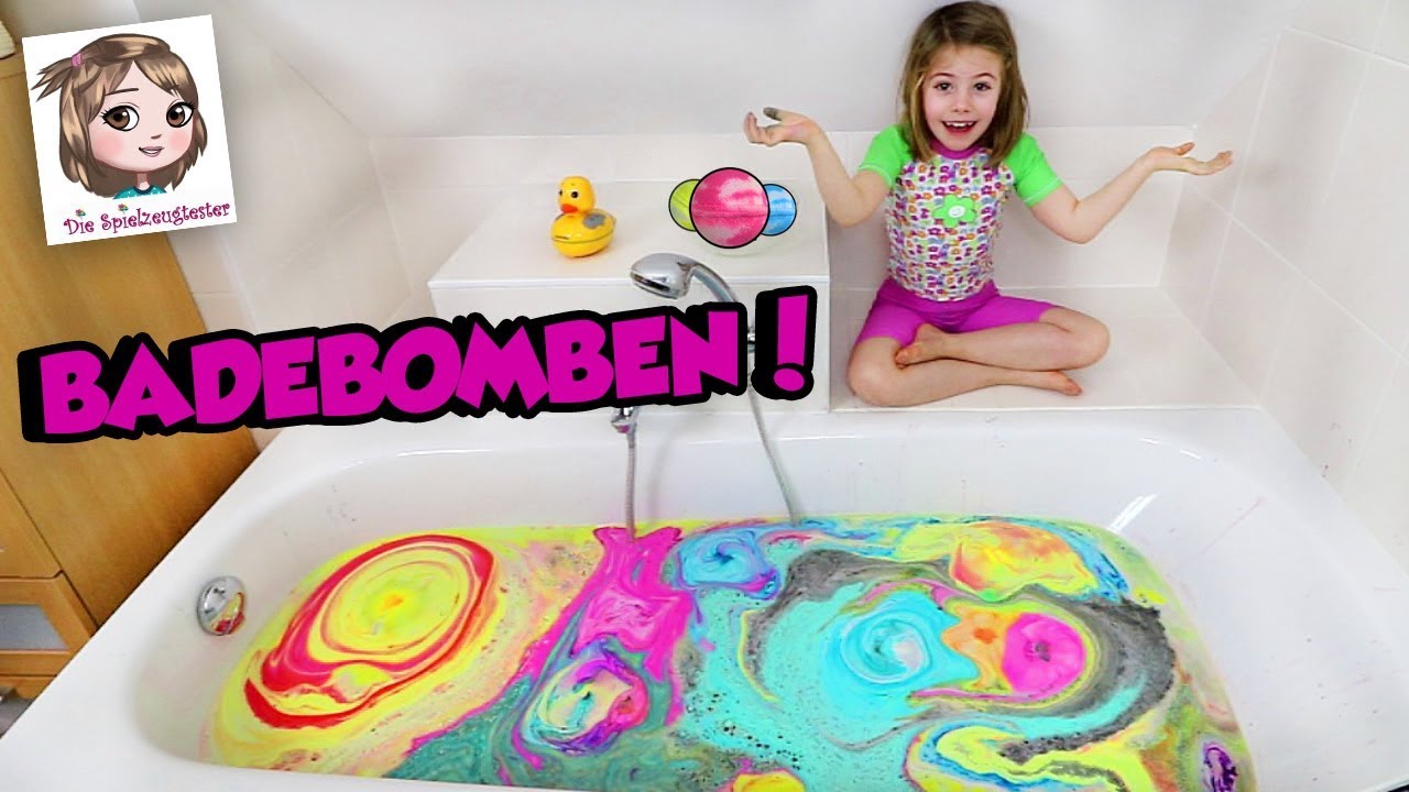 LUSH BADEBOMBEN CHALLENGE 🛀 Hannah schmei&szlig;t ALLE in die Badewanne und geht darin baden! 😱