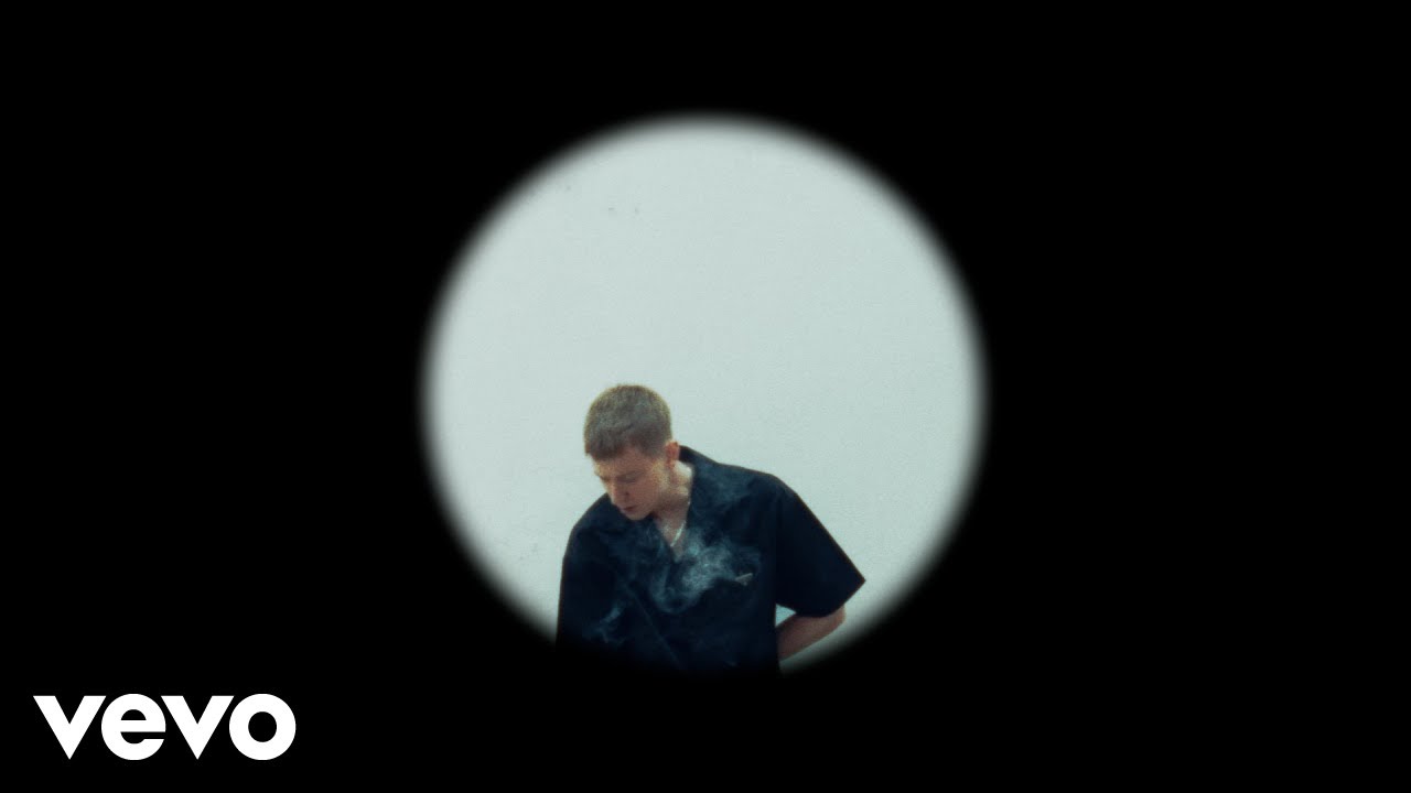 Adam Mi&scaron;&iacute;k - SBOHEM (Official Lyric Video)