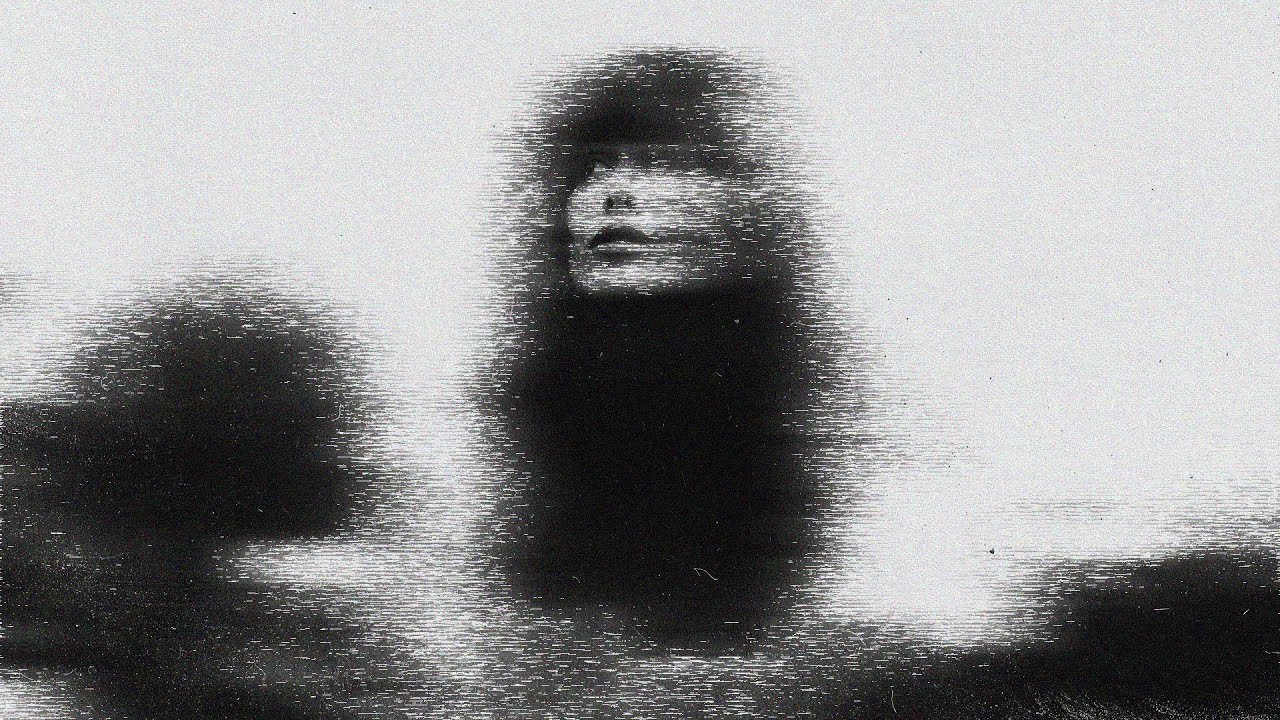 SCANNED GLITCHY PHOTO EFFECT IN ADOBE PHOTOSHOP