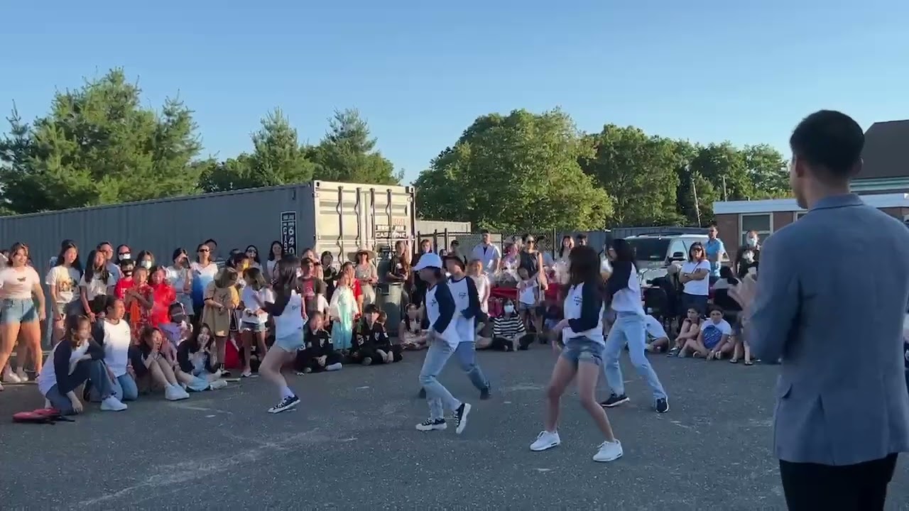 [KPOP in Public] KPOP perform at NewYork public school by Onebeat Dance crew