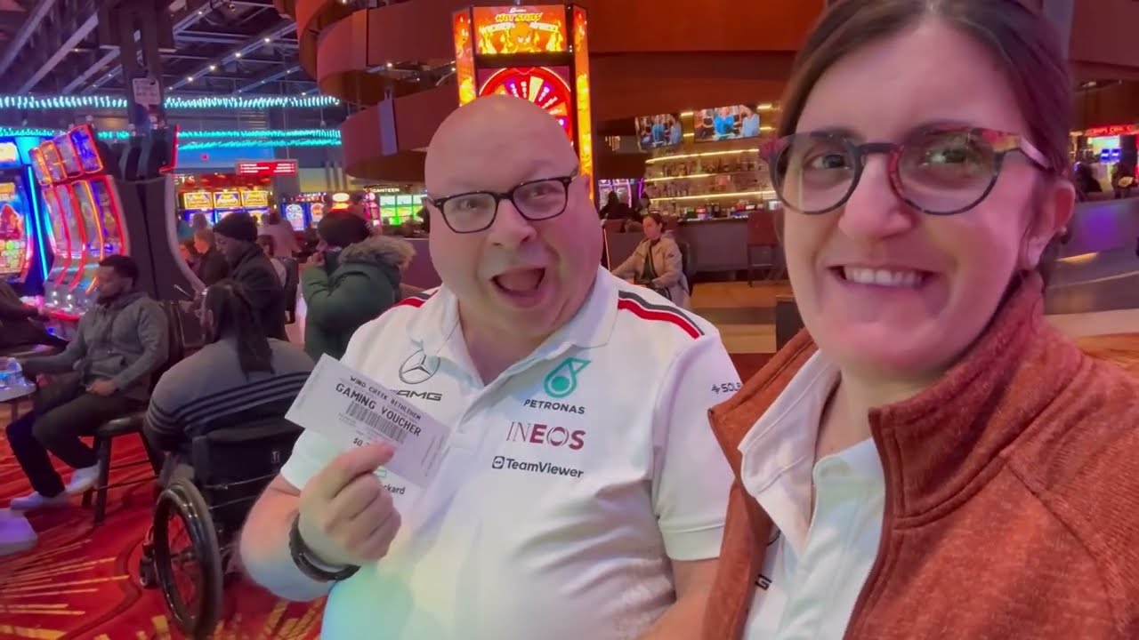 Wind Creek Bethlehem Room Tour - Bathroom Amenities, Steakhouse & Late Night Eats