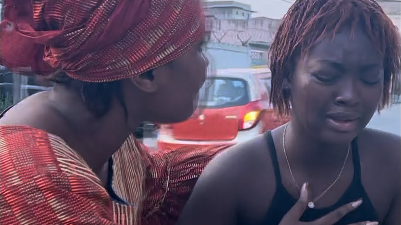 ÉÉÉH DÉCEMBRE QUI ES TU?? 🤣🤣🤣#youtube #youtubeshorts #humour #drama