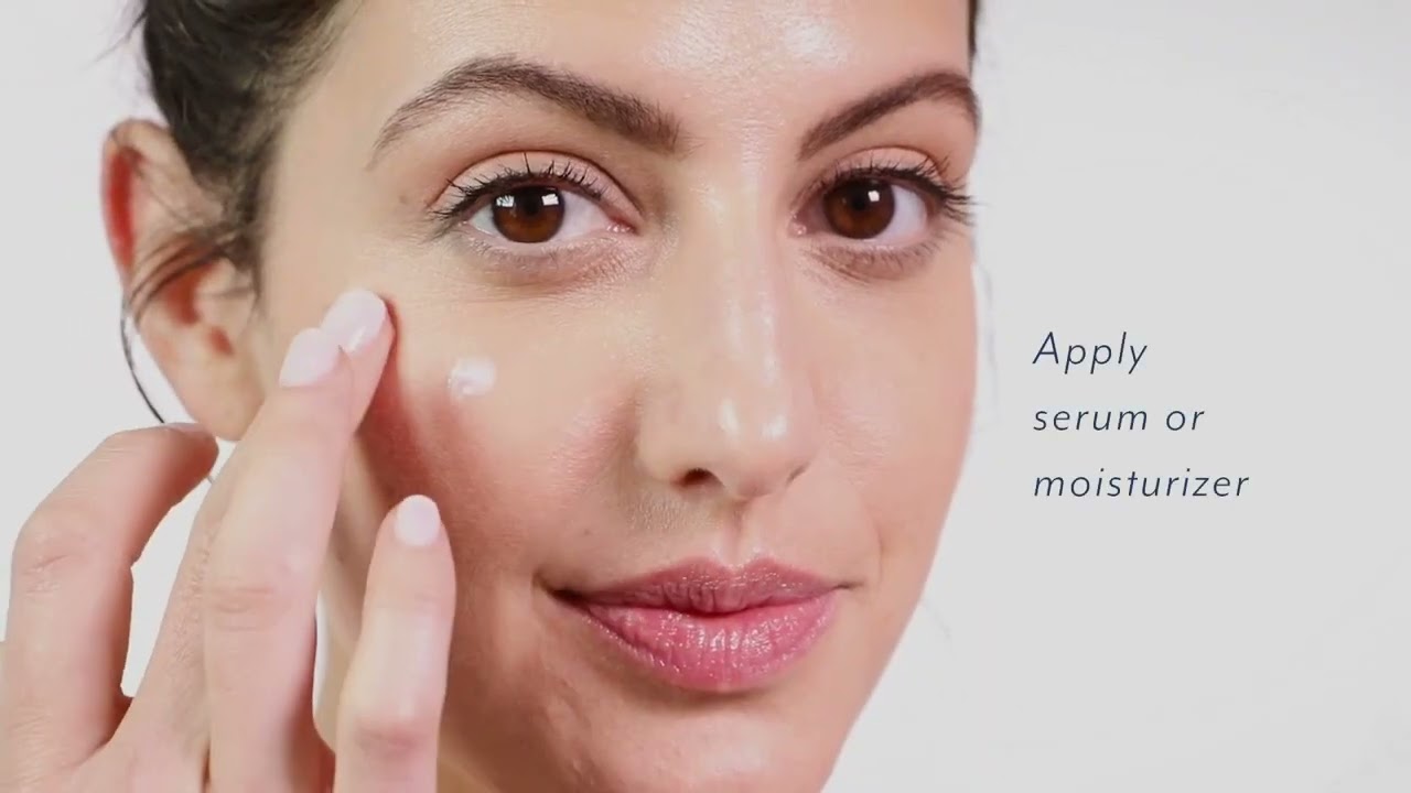 How to use DERMAFLASH Dermapore Pore Extractor & Serum Infuser | Cosmetify