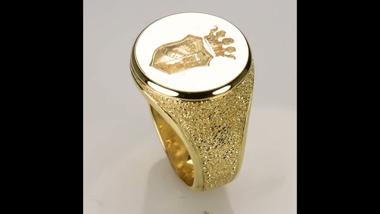 Giambertone artigiano orafo anello in oro 750/&deg;&deg;&deg; giallo modello chevalier, inciso a mano
